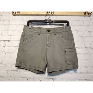 Eddie Bauer nwot new olive shorts size 2 *